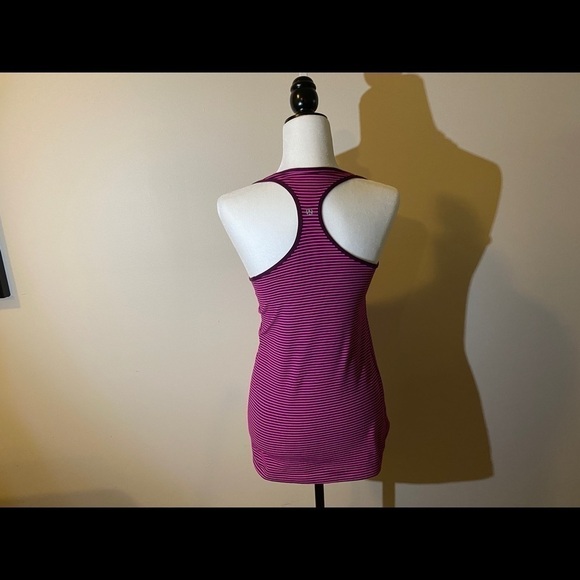Lululemon racer back  tank top - Picture 2 of 4